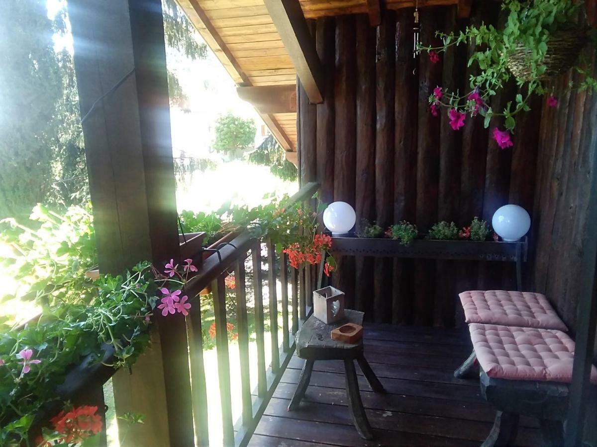 B&B La Capanna Rossa San Romolo Екстер'єр фото